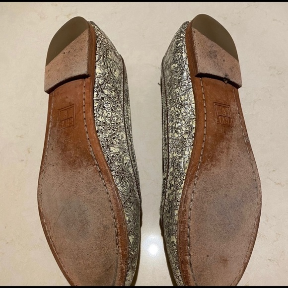 Frye silver flats - Picture 4 of 4